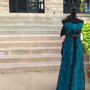 Da Vinci dress size 14